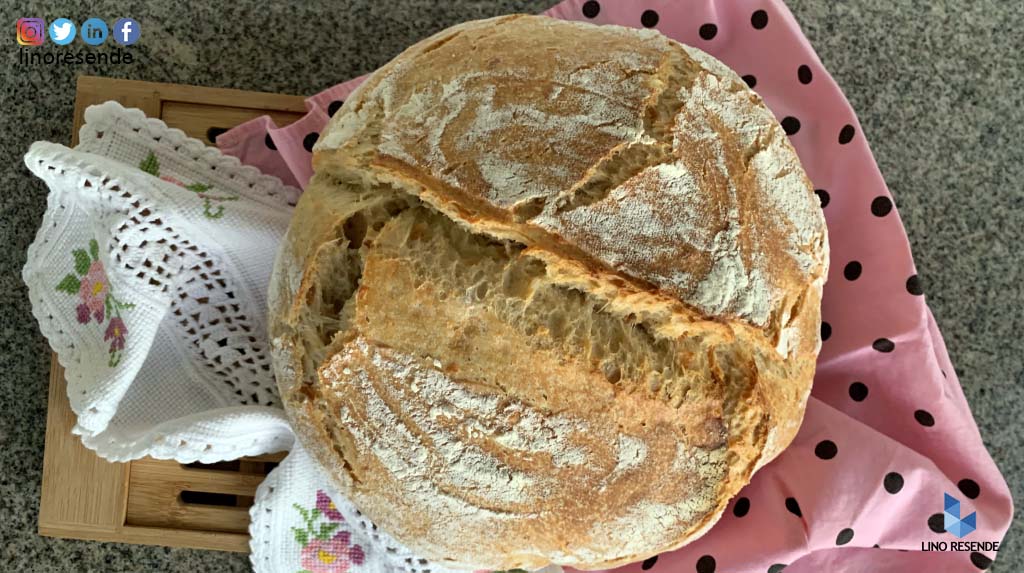 Pão com provolone e descarte de fermento natural