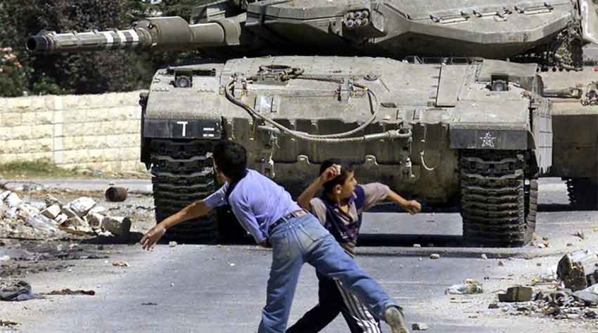 A desproporcionalidade da luta em Gaza, o tanque contra a pedra